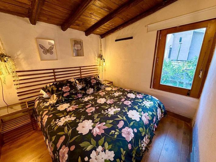 Gîte pour 4 personnes, avec vue ainsi que piscine et jardin, animaux acceptés à Nicolosi - 2