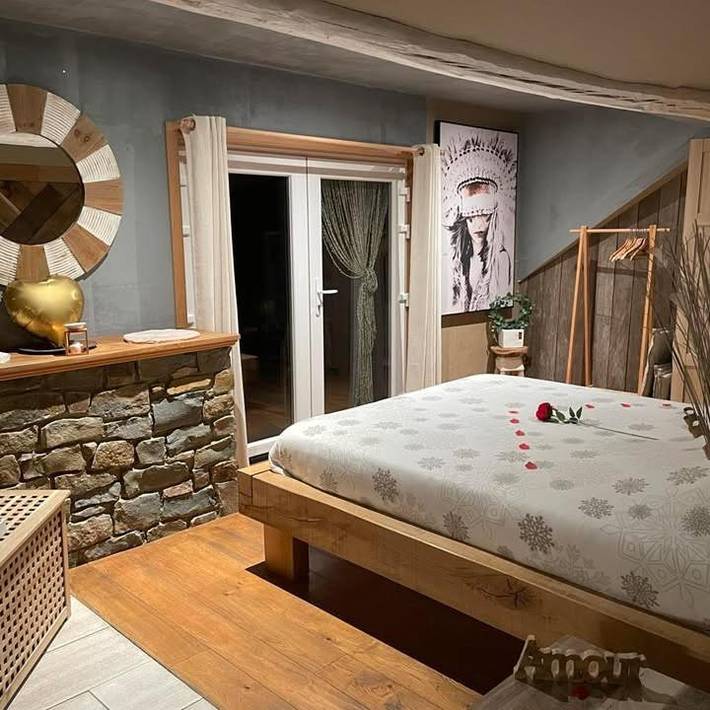 Gîte pour 4 personnes, avec sauna et piscine ainsi que balcon et jacuzzi à Theux - 3