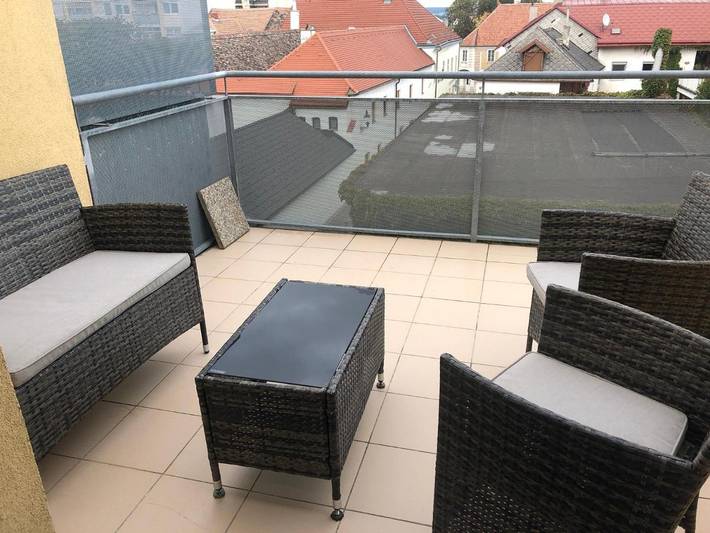 Gîte pour 3 personnes, avec balcon et vue dans Korneubourg - 2