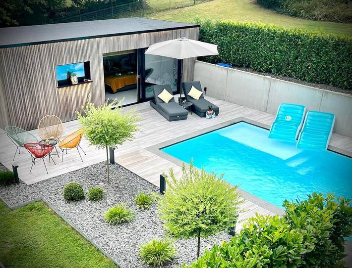 Cottage pour 2 personnes, avec jardin ainsi que vue et piscine à Spa