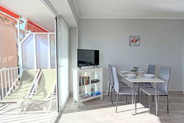 Location De Vacances pour 4 Personnes dans Santiago Bernabeu, Santa Pola, Photo 4