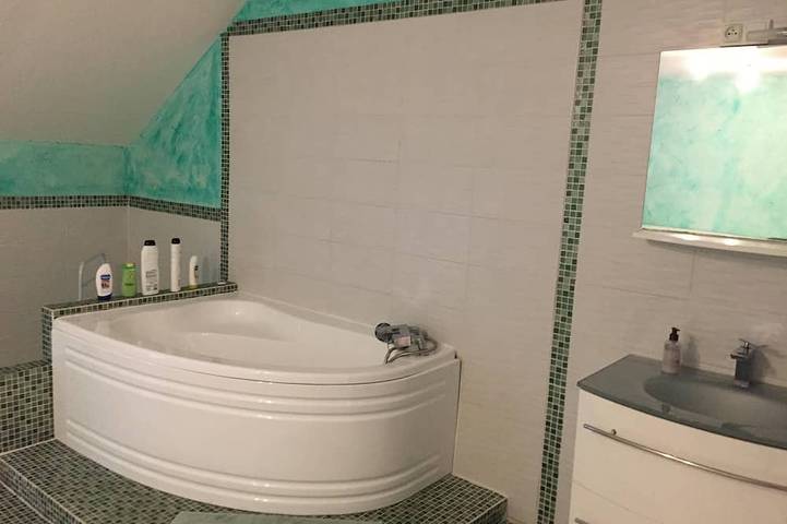 Location de vacances pour 4 personnes, avec jardin et balcon à Villebernier - 4