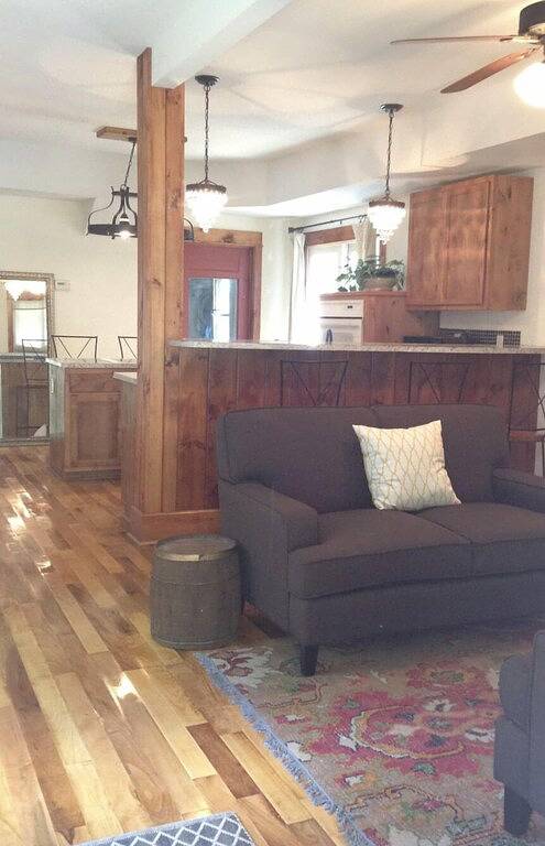 Great location right off Mass in Lawrence, Kansas