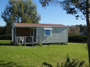 Chalet pour 4 personnes, avec piscine et jardin dans les Landes