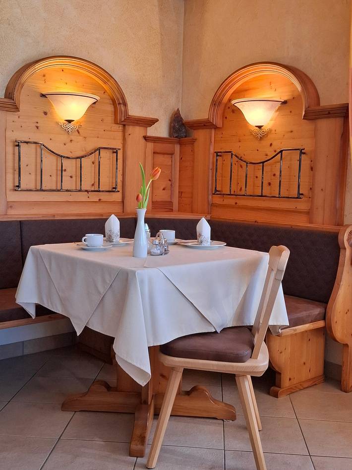 Gästehaus Meisl - Doppelzimmer mit Dusche und Wc, Balkon in Berchtesgaden, Bayerische Alpen