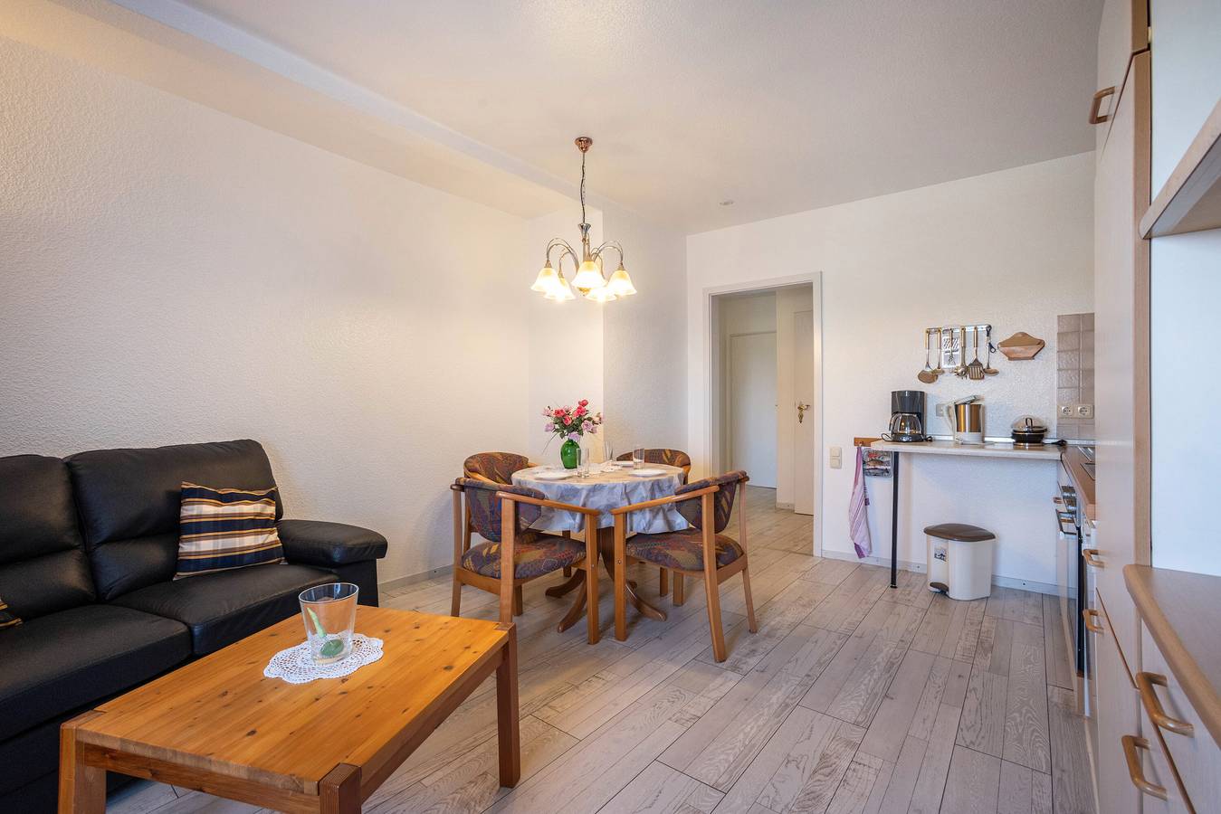 Ganze Wohnung, Ferienwohnung '3-Raum Fw 2' mit Gemeinschaftsgarten und Wi-Fi in Hillgroven, Nordseeküste