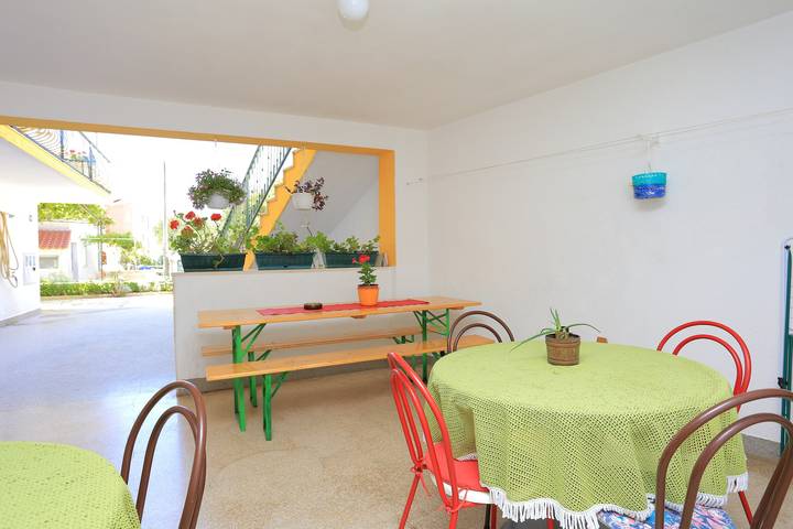 Apartament wakacyjny dla 10 osób, z balkon/ taras w Omiš