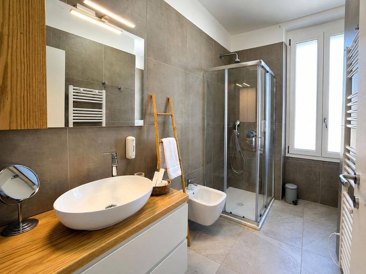 Villa Patrizia - Suite esclusive con parcheggio privato in Como, Comer See
