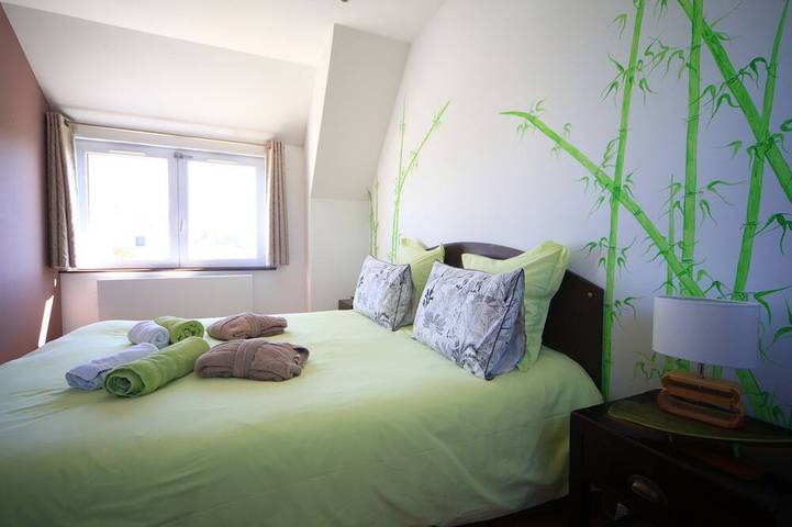 Location de vacances pour 10 personnes, avec jardin et jacuzzi dans Plage du Ruguel - 4