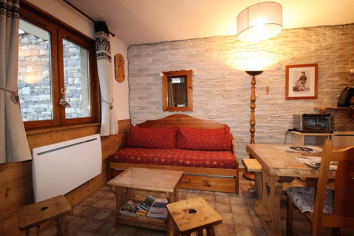 Ganze Wohnung, Com304M :Ferienwohnung in ruhiger Lage in der Nähe von kostenlosen Shuttles und Schwimmbad in Aussois, Vanoise-Massiv
