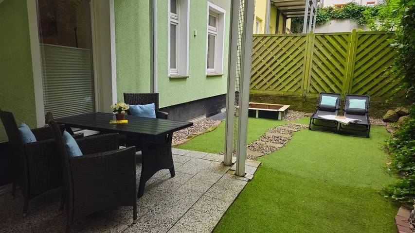 Ferienwohnung für 7 Personen, mit Garten und Terrasse sowie Sauna, mit Haustier in Stadtmitte Rostock - 3