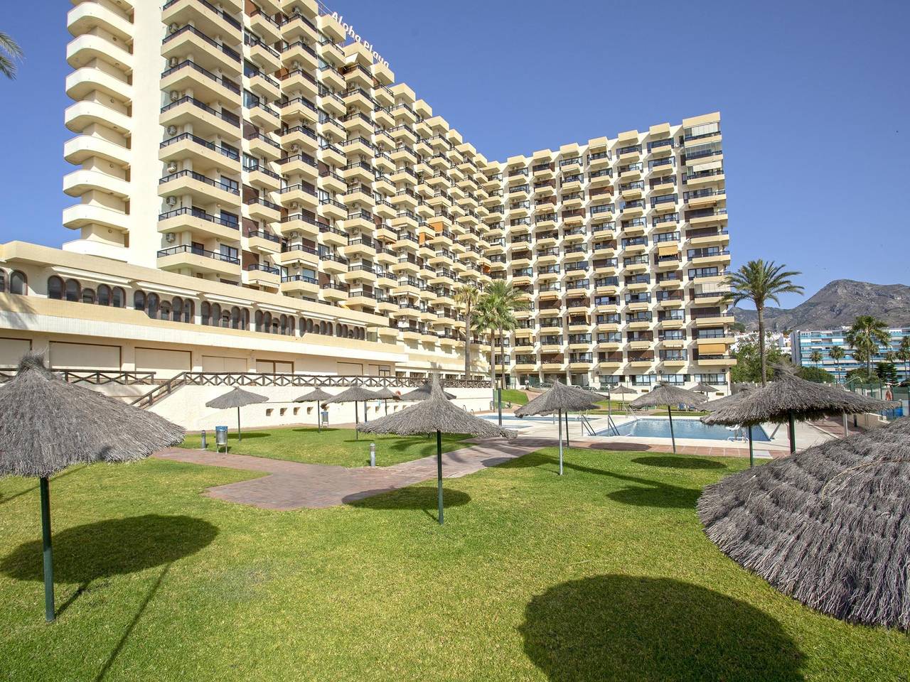 Hel ferieleilighet, Ferieleilighet for 3 personer med hage in Benalmádena Costa, Benalmádena