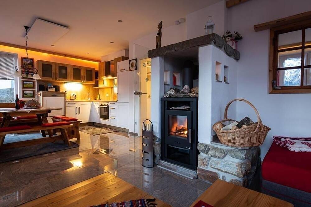 Apartment Bergkristall im Chalet Magda-Lena in sonniger Panorama Höhenlage in Heiligenblut, Bezirk Spittal an der Drau