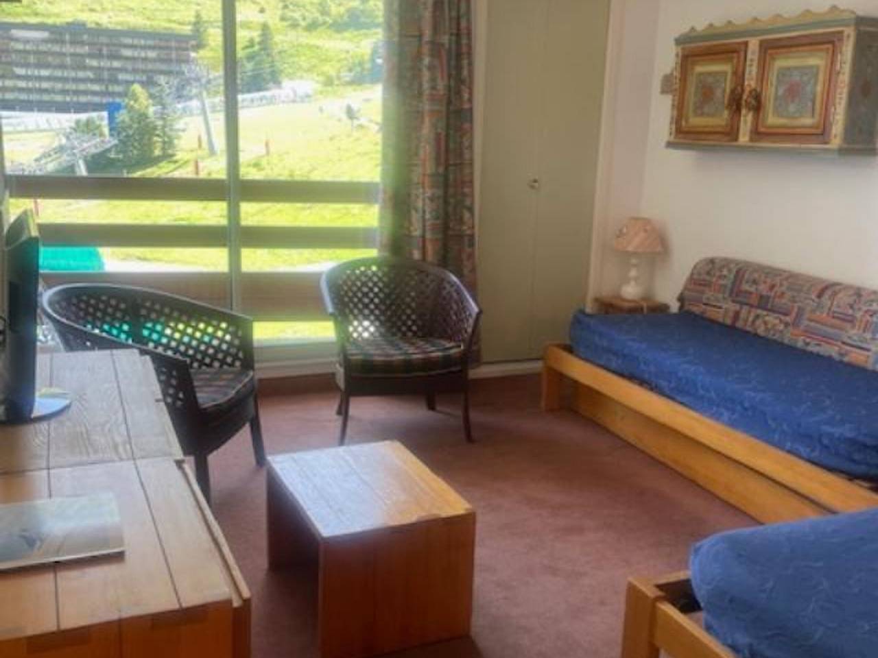 Appartement entier, Les Menuires - 2 pièces - 5 pers - Balcon & Wifi - Animaux admis in Les Menuires, Saint-Martin-de-Belleville