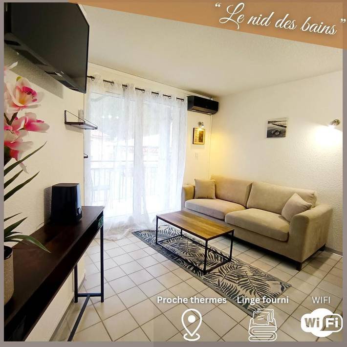 Appartement de vacances pour 2 personnes, avec balcon ainsi que vue et piscine, animaux acceptés