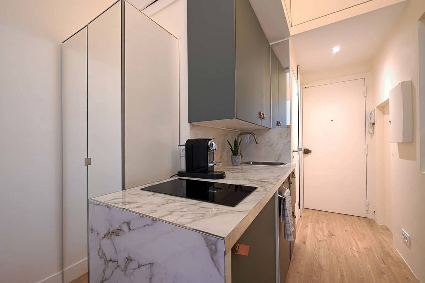 Ganzes Studio, Studio für 2 Personen in Eiffelturm, Paris