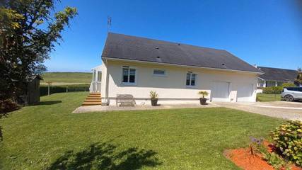 Location de vacances pour 6 personnes, avec terrasse et vue à Sainte-Marguerite-sur-Mer