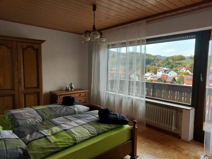 Ferienwohnung für 9 Personen, mit Balkon und Terrasse sowie Garten und Ausblick in Lindenfels - 2