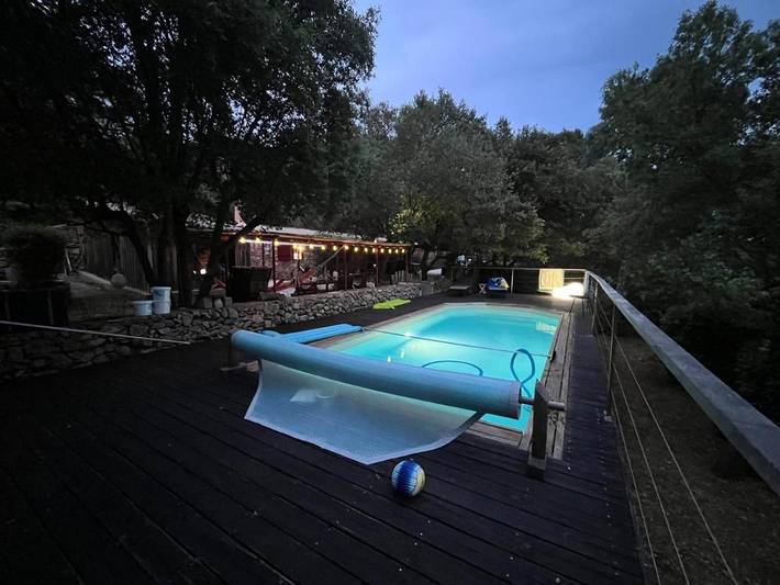 Location de vacances pour 8 personnes, avec vue ainsi que jardin et piscine, animaux acceptés à Carnoules - 2
