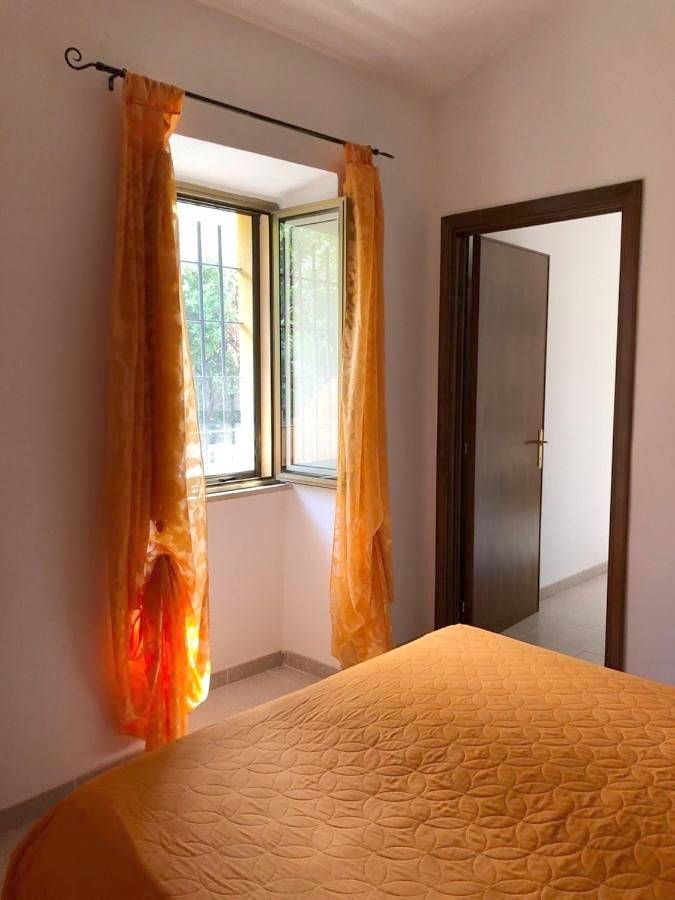 Location de vacances pour 4 personnes, avec vue et jardin, adapté aux familles à Mòdolo - 3