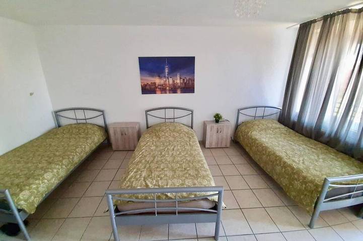 Ferienwohnung für 3 Personen, mit Balkon in Größte Kirmes am Rhein - 4