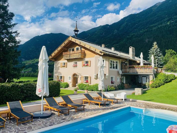 Ferienwohnung für 4 Personen, mit Garten und Pool in Bad Hofgastein
