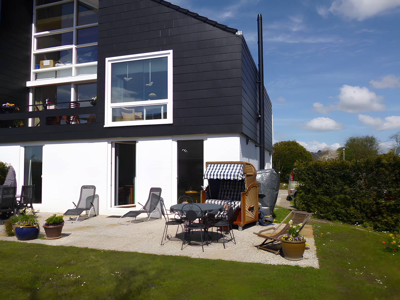 Apartamento entero, Apartamento 'Haus Erika' con terraza compartida, jardín compartido y Wi-Fi in Brunsbüttel, Canal de Kiel