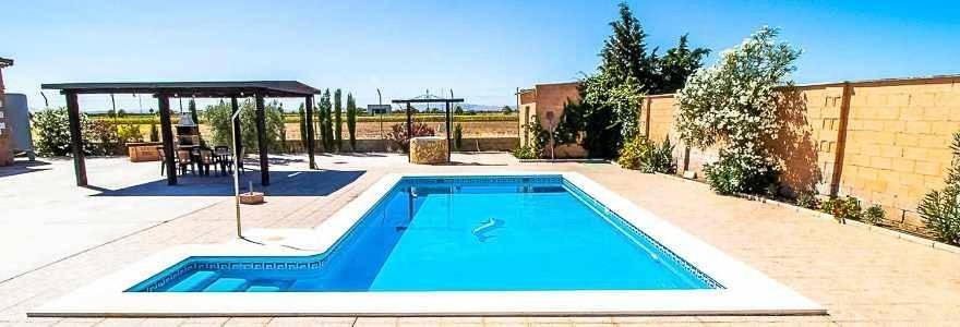 Casa rural para 4 personas, con jardín además de piscina y terraza, Se admiten mascotas en Provincia de Sevilla