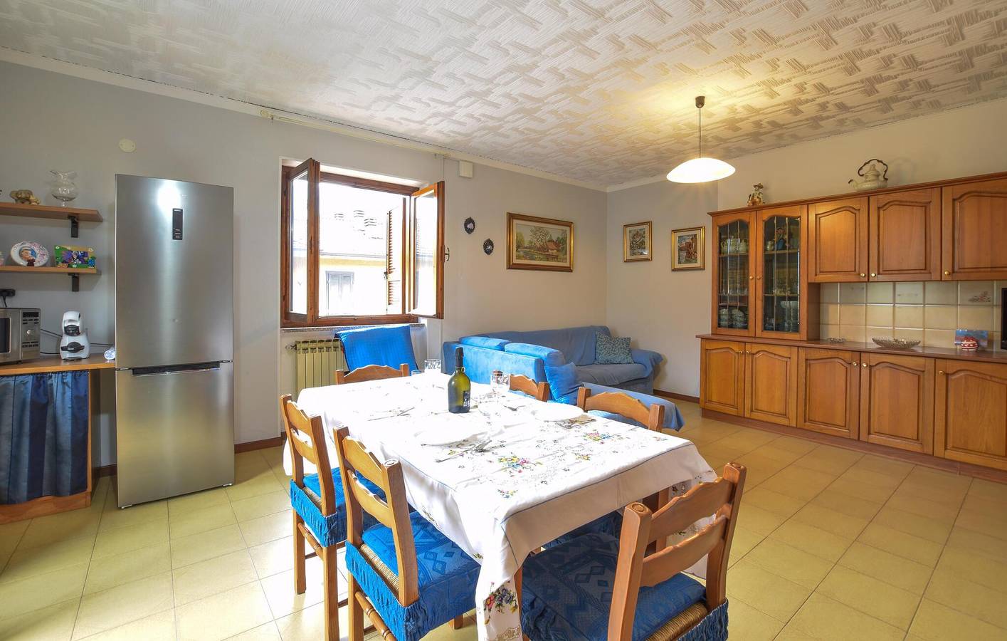 Ganze Ferienwohnung, Appartement am Strand mit WiFi, Parkplatz und Garten in Bagolino, Gardasee-Berge
