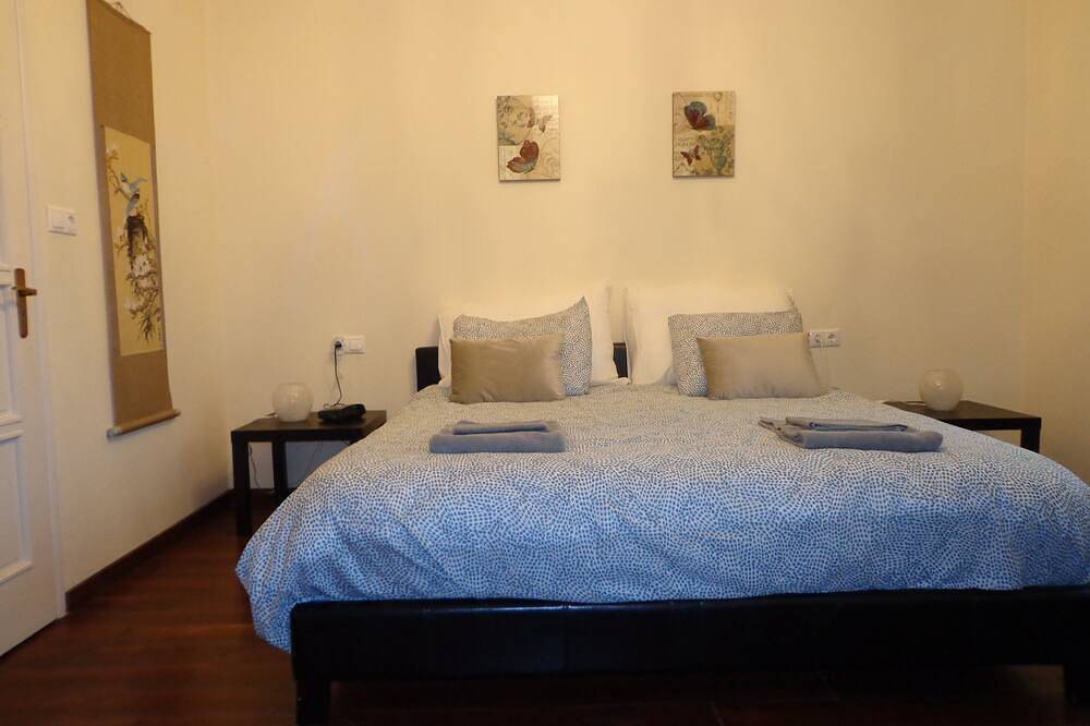 Familienfreundliches Ferienhaus mit beheiztem Pool für 11 Personen + 2 Kinder in Poroszló, Heves megye