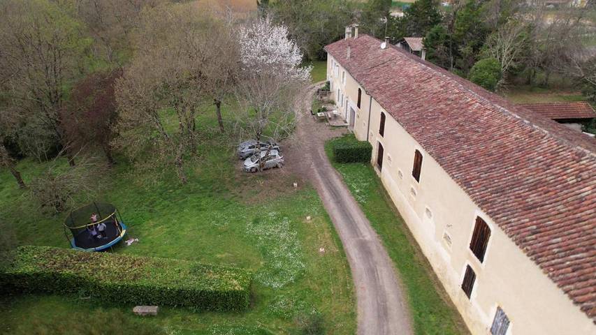 Casa de vacaciones para 18 personas, con jardín y vistas - 1