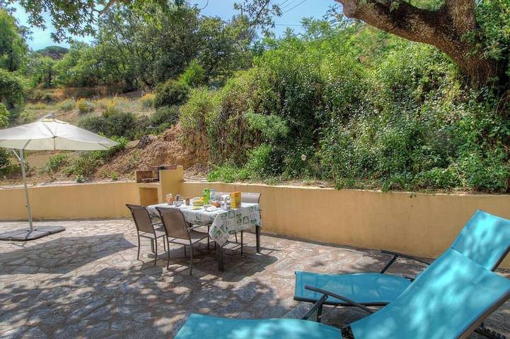 Location de vacances pour 4 personnes, avec piscine et jacuzzi à Cateri - 4