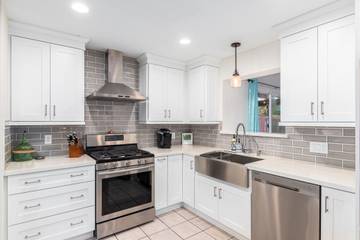 Vacation Rental for 6 Guests in Tempe, Arizona, Picture 2