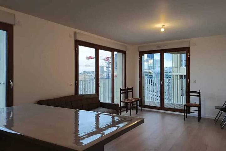 Appartement de vacances pour 4 personnes, avec balcon à Nanterre