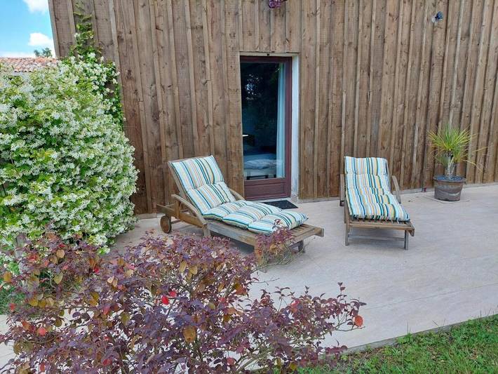 Location de vacances pour 4 personnes, avec Terrasse ainsi que Jardin et Vue à Agudelle
