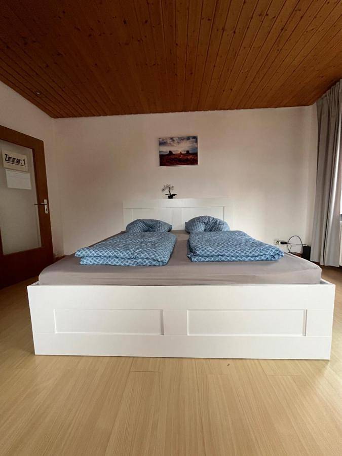 Ferienwohnung für 6 Personen in Karlsruhe