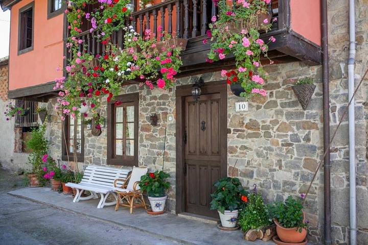 Casa rural para 6 personas, con terraza además de jardín y vistas, Se admiten mascotas en Laviana - 4