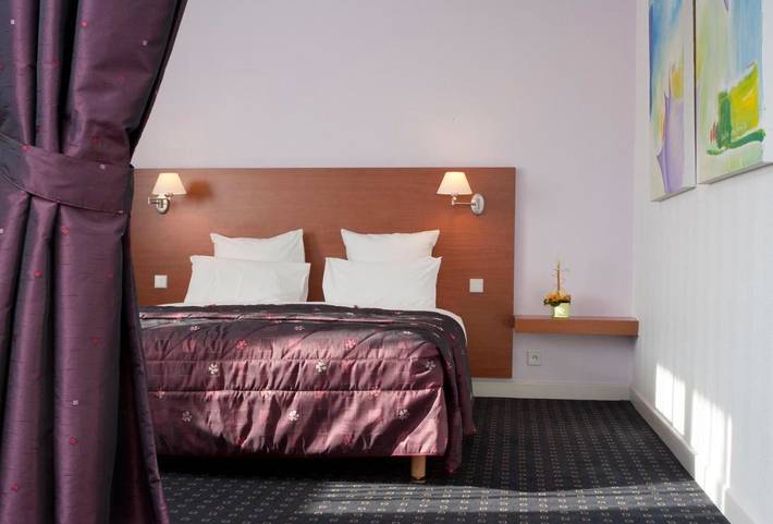 Hôtel pour 4 personnes, avec terrasse et jardin, animaux acceptés