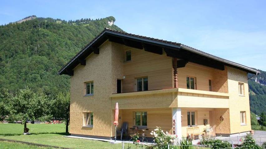 Gîte pour 4 personnes, avec jardin à Mellau