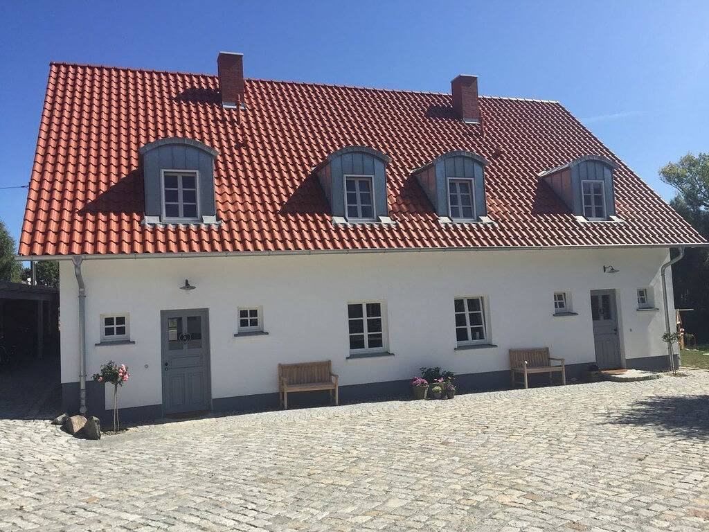 Hütte in Vilmnitz mit Schwimmbecken in Vilmnitz, Putbus