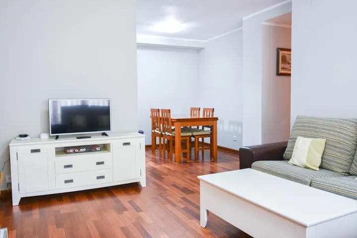 Apartamento de vacaciones para 6 personas, con balcón - 1