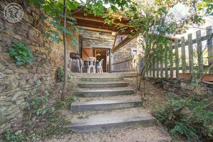 Location de vacances pour 8 personnes, avec terrasse, animaux acceptés à La Terrasse-sur-Dorlay - 3