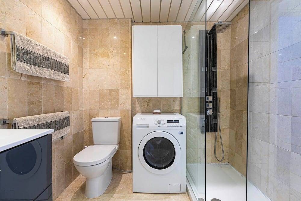 Entire apartment, Superb Costalita in Beachfront complex in Saladillo Benamara, Estepona