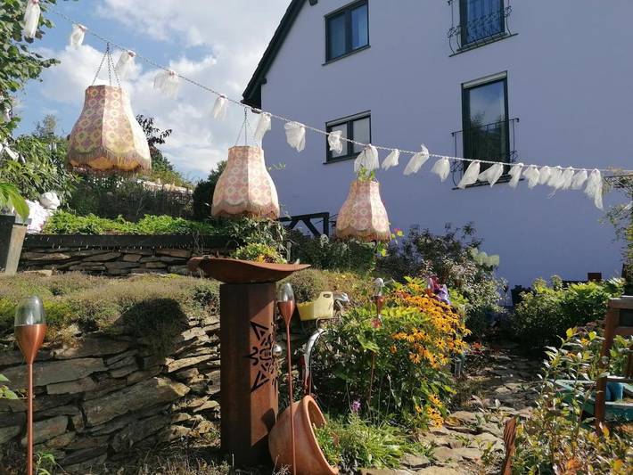 Ferienwohnung für 4 Personen, mit Terrasse und Garten sowie Ausblick in Ehrenfriedersdorf