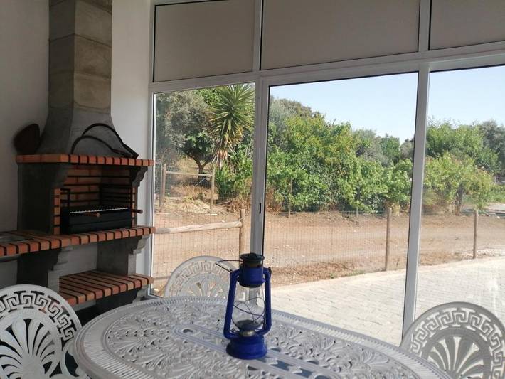 Casa de férias para 4 pessoas, com piscina e jardim em Estremoz