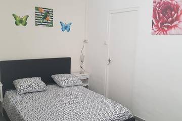 Appartement De Vacances pour 2 Personnes dans Meaux, Seine-et-Marne, Photo 1