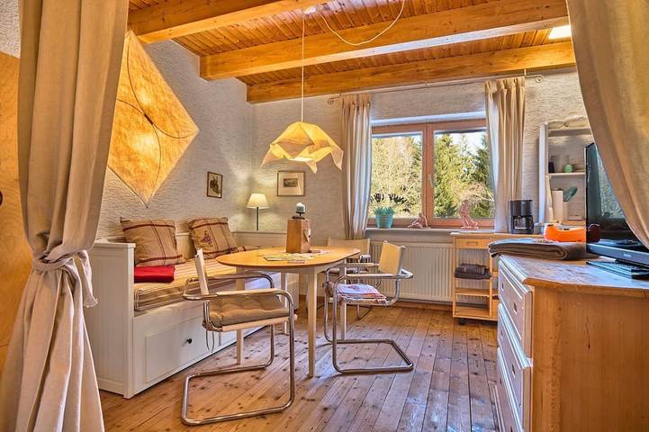 Ferienwohnung für 3 Personen, mit Balkon und Garten sowie Sauna in Sankt Oswald-Riedlhütte