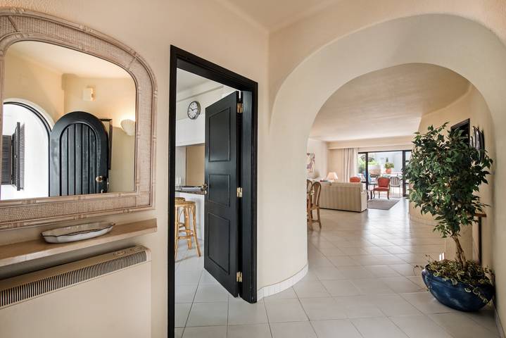 Villa "Mng Elliott 25" com piscina privada e Wi-Fi in Vale do Lobo, Almancil