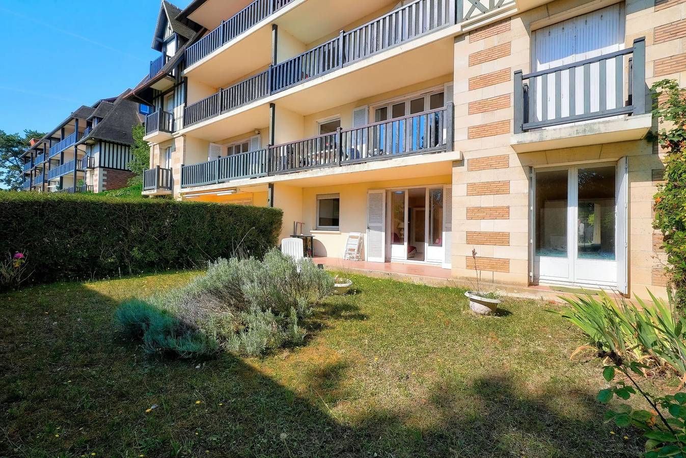 Ganze Wohnung, Appartement 4 personnes 1 chambre avec jardin centre-village in Benerville-sur-Mer, Lisieux und Umgebung