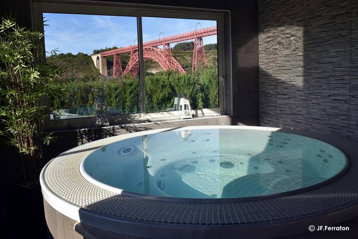 Hôtel pour 2 personnes, avec piscine ainsi que jardin et jacuzzi, animaux acceptés dans Lac du Barrage de Grandval - 4